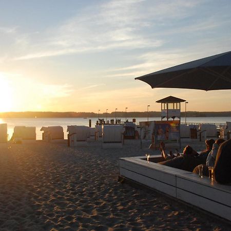 Strandhotel Glücksburg Exteriör bild