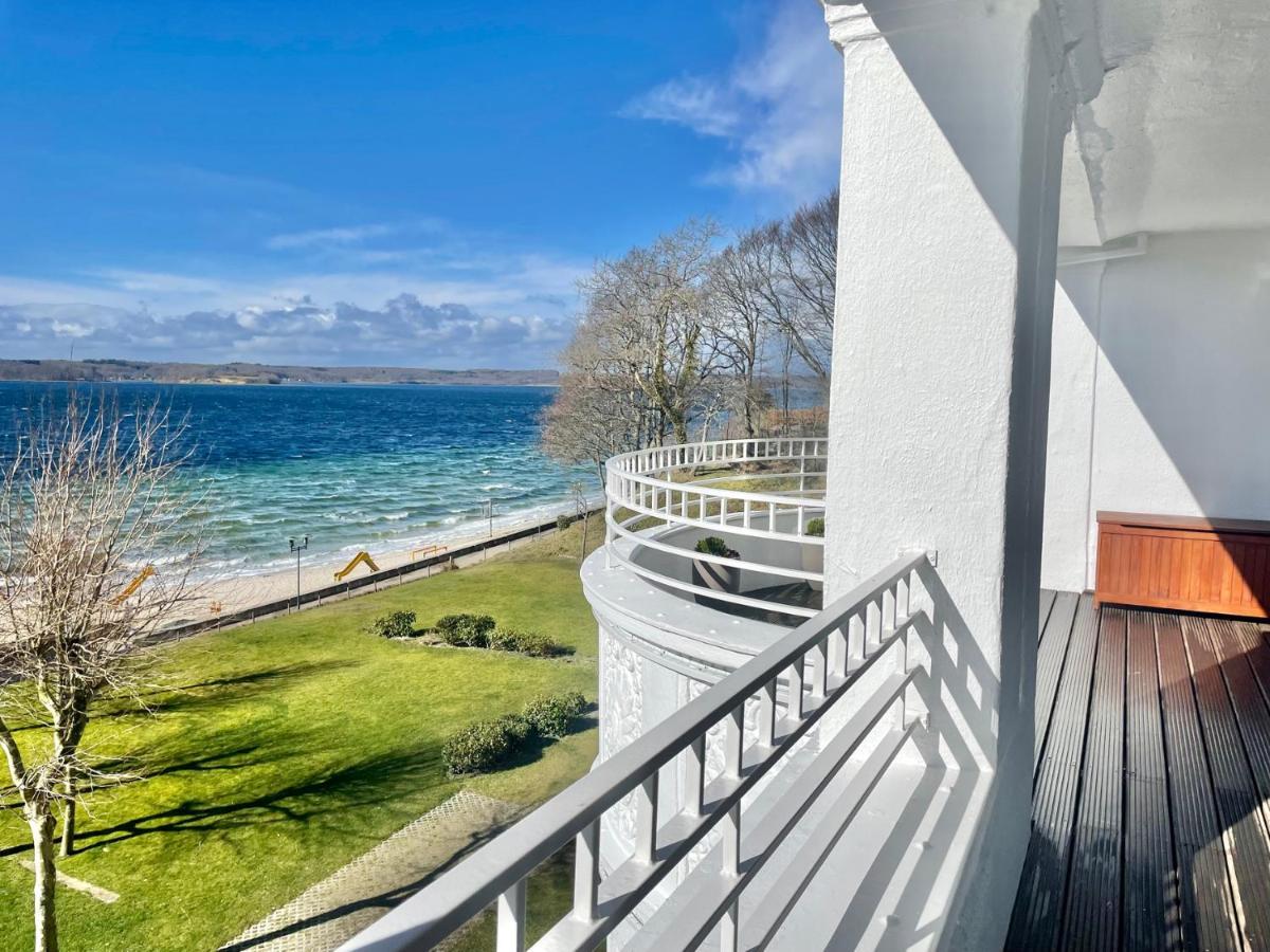 Strandhotel Glücksburg Exteriör bild
