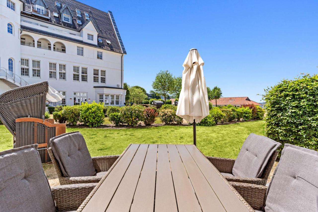 Strandhotel Glücksburg Exteriör bild