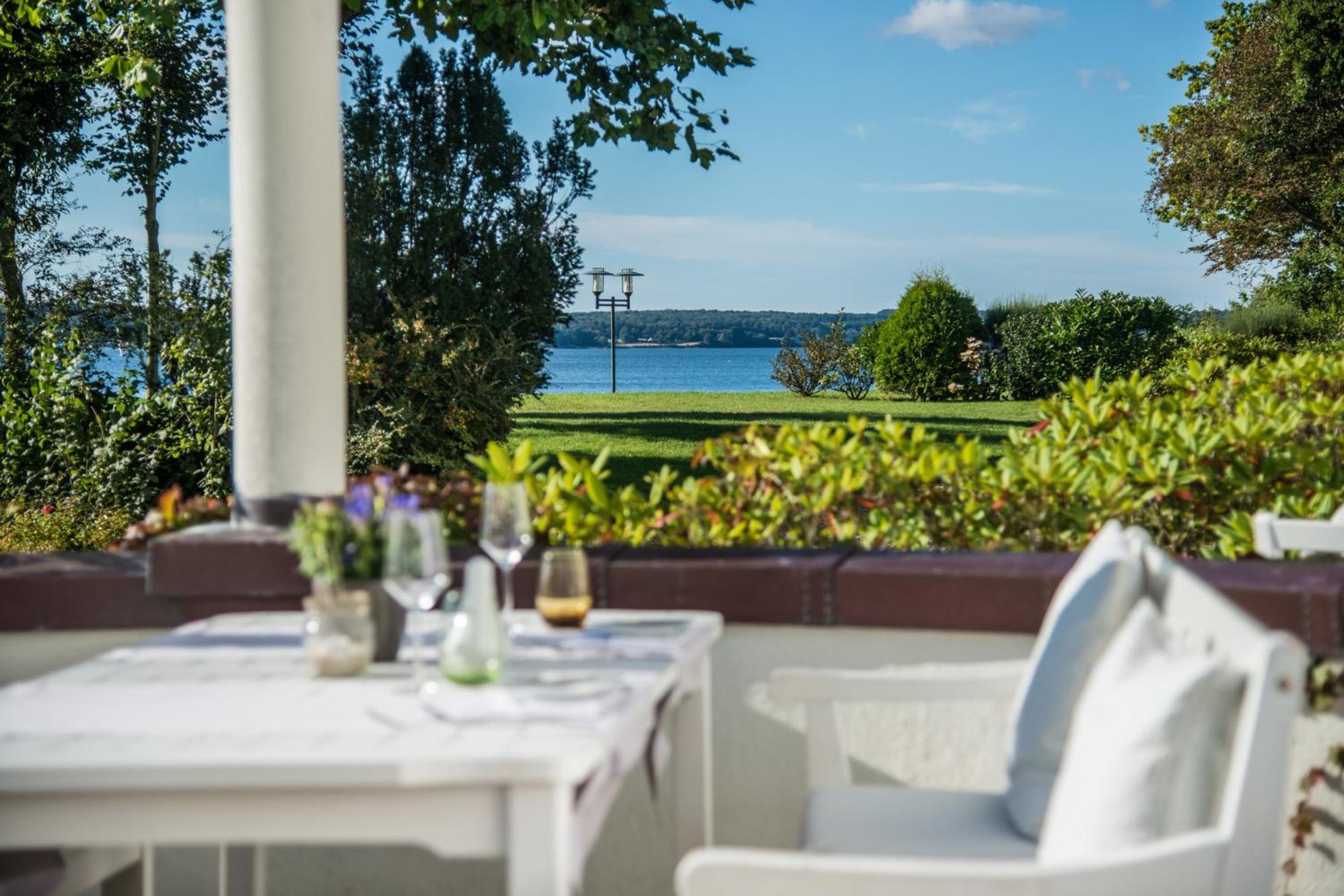 Strandhotel Glücksburg Exteriör bild