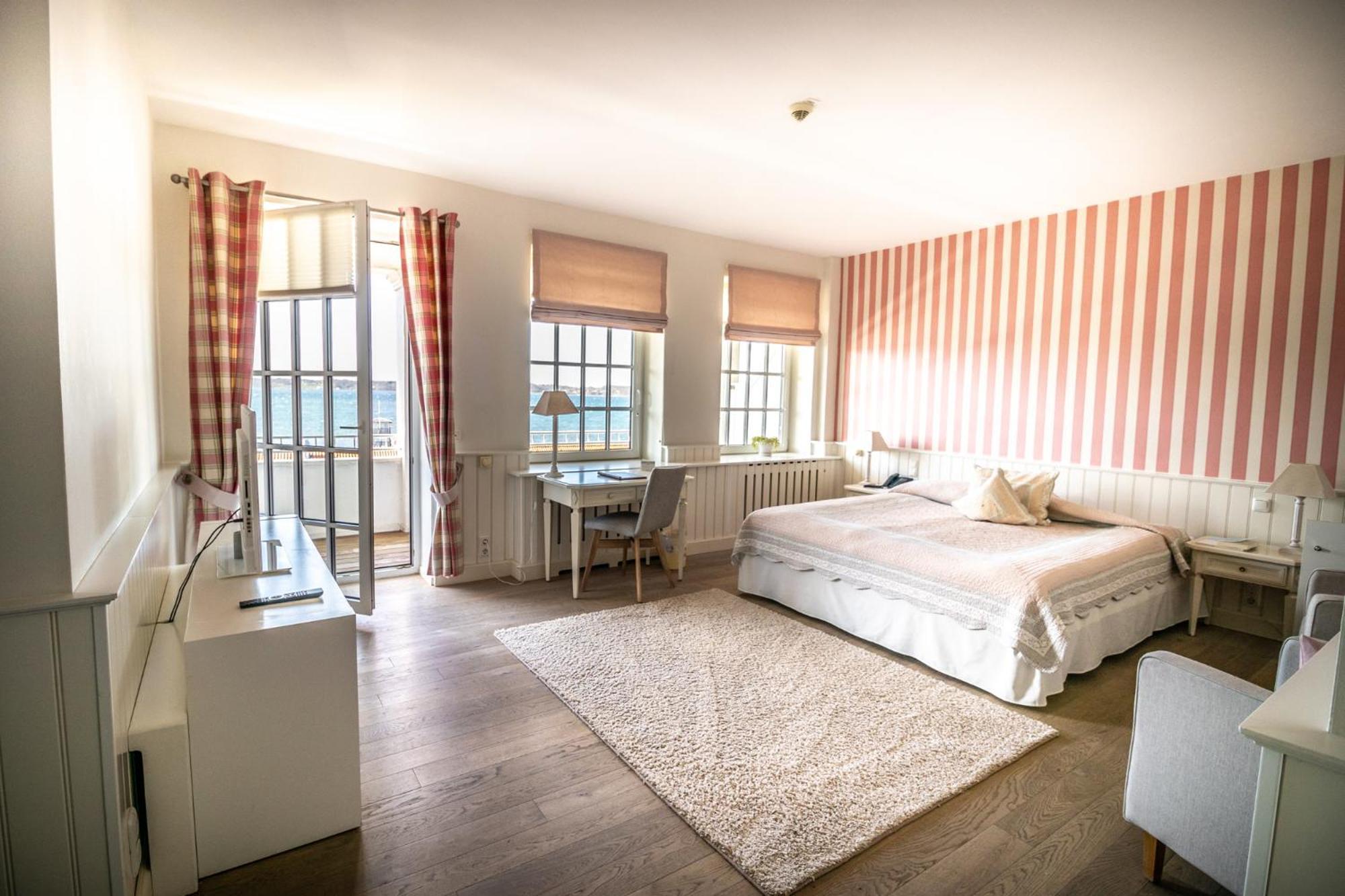 Strandhotel Glücksburg Exteriör bild